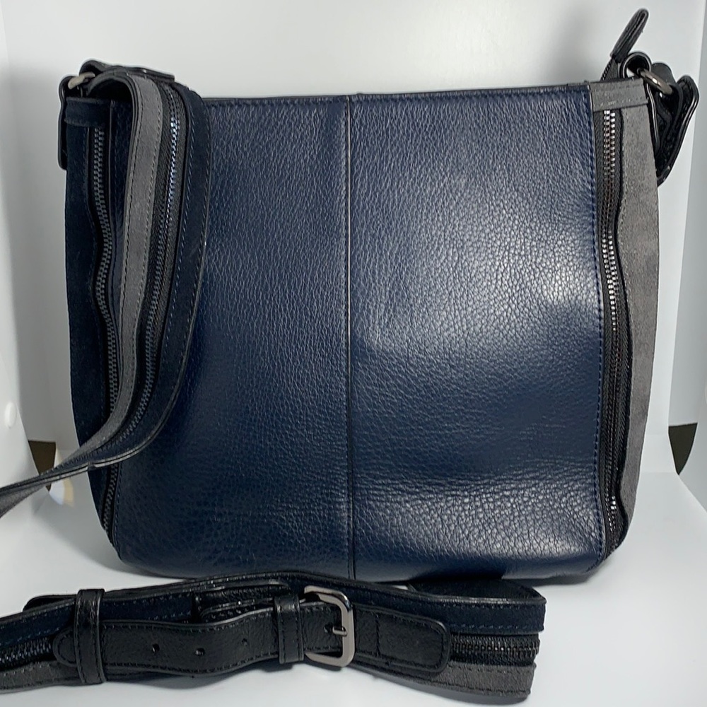 Sondra Roberts color block shoulder bag.